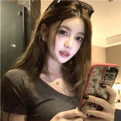 沉默一瞬